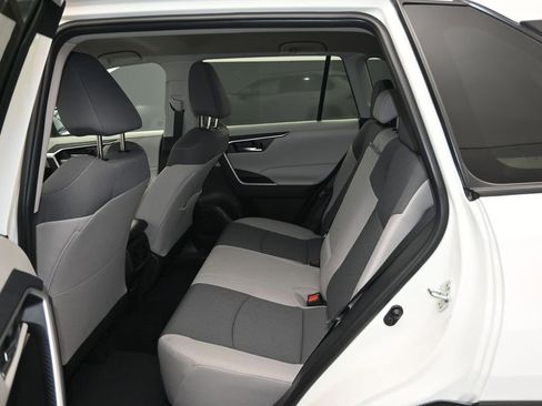 Used 2024 Toyota RAV4 XLE image 15