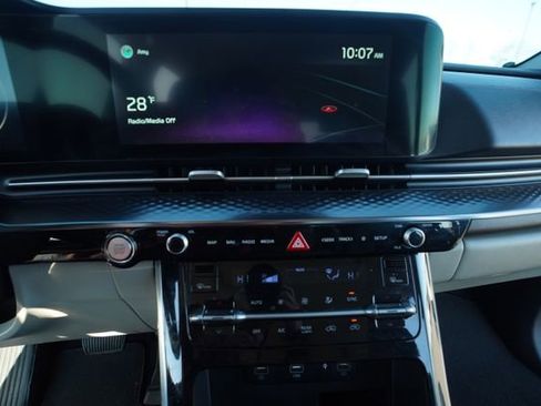 Used 2022 Kia Carnival SX Prestige image 30