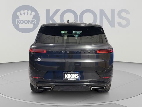 Used 2024 Land Rover Range Rover Sport Dynamic SE AWD/4WD image 5