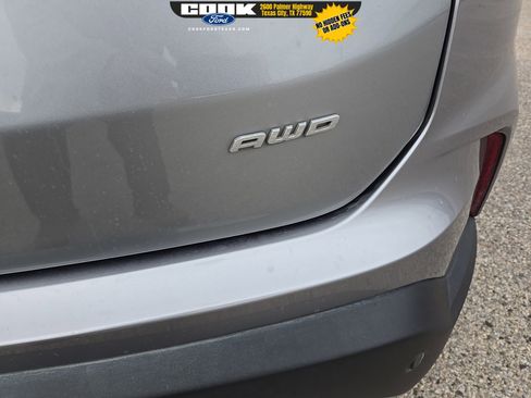 Used 2022 Ford Edge SEL w/ Convenience Package image 11