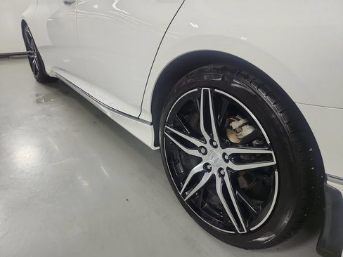 Used 2021 Honda Accord Touring image 3