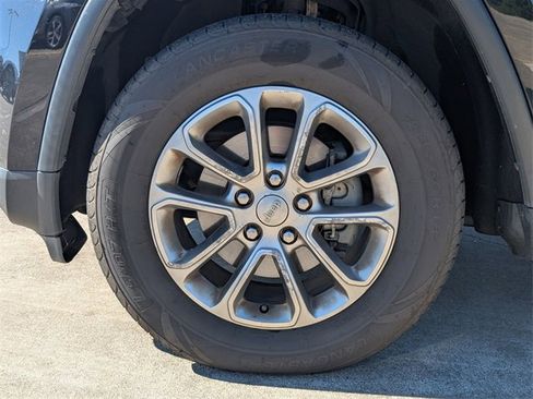 Used 2015 Jeep Grand Cherokee Limited image 10