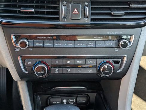 Used 2016 Kia Optima EX w/ Premium Package image 29