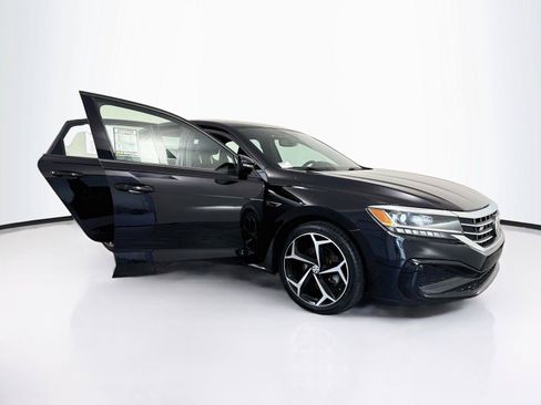 Used 2021 Volkswagen Passat 2.0T R-Line FWD image 41