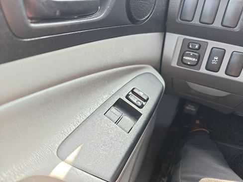 Used 2012 Toyota Tacoma 2WD Access Cab w/ Convenience Pkg image 10