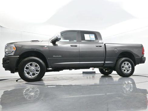 Used 2024 RAM 2500 Laramie AWD/4WD image 43