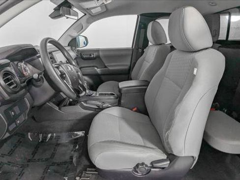 Used 2021 Toyota Tacoma SR RWD image 13