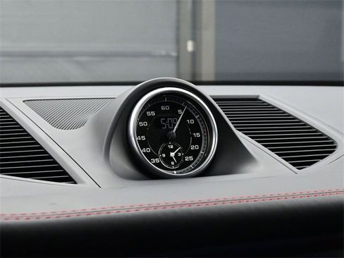 Used 2018 Porsche Macan GTS image 10