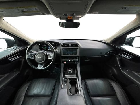 Used 2020 Jaguar F-PACE Prestige AWD/4WD image 17