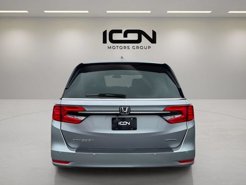 Used 2023 Honda Odyssey Touring image 4
