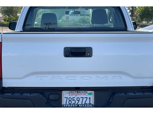 Used 2016 Toyota Tacoma SR RWD image 16