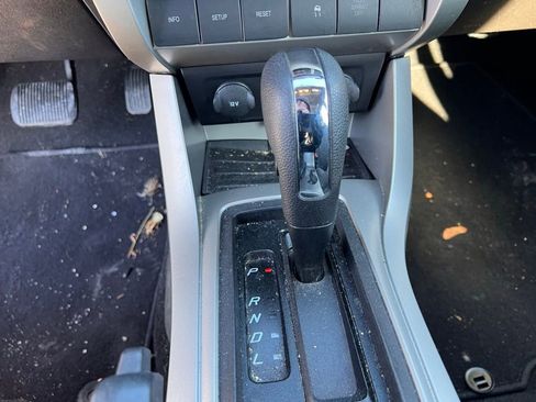 Used 2011 Ford Focus SE image 19