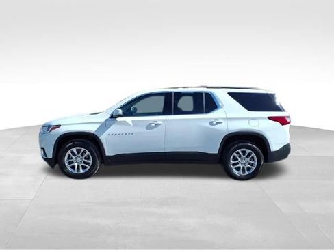 Certified 2021 Chevrolet Traverse LT image 6