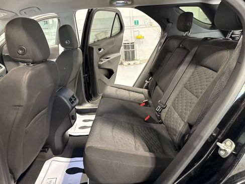 Used 2018 Chevrolet Equinox LT AWD/4WD image 37