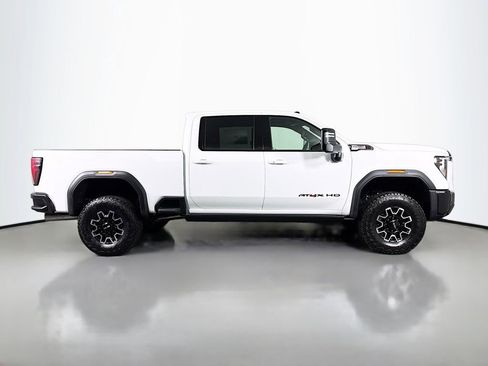 New 2026 GMC Sierra 2500 AT4X image 8