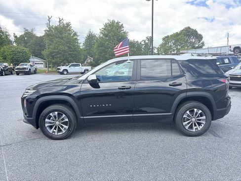 New 2026 Chevrolet Equinox LT FWD image 9