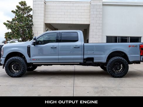 Used 2025 Ford F350 Platinum AWD/4WD image 6