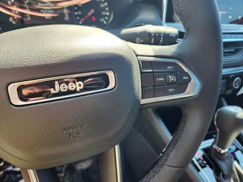 New 2026 Jeep Compass Latitude image 21