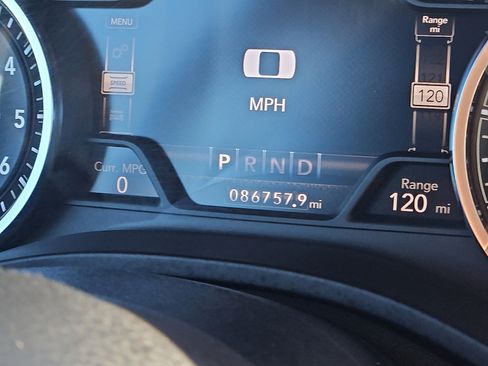 Used 2020 RAM 1500 Laramie w/ Sport Appearance Package image 20