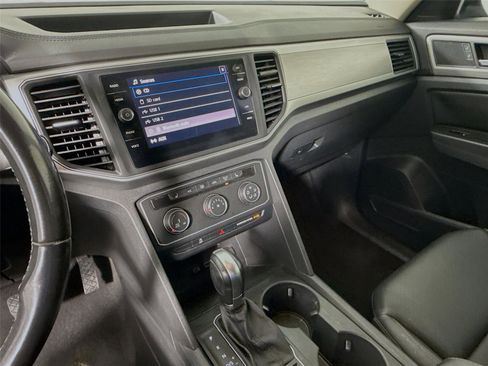 Used 2018 Volkswagen Atlas SE image 5