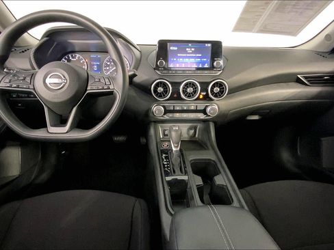 Used 2025 Nissan Sentra S FWD image 15