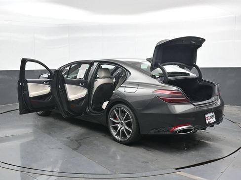 Used 2025 Genesis G70 2.5T AWD/4WD image 51
