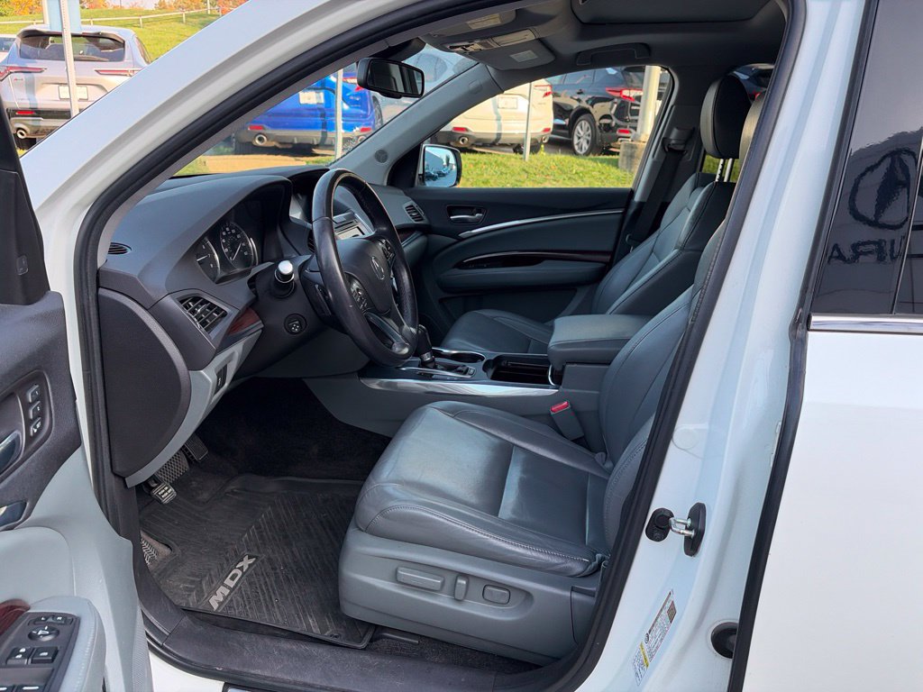 Used 2015 Acura MDX w/ Technology Package AWD/4WD image 9