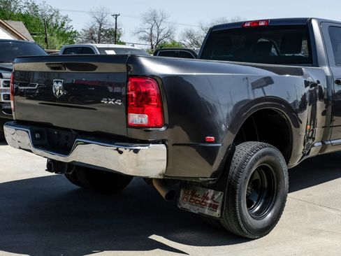 Used 2018 RAM 3500 Tradesman w/ Chrome Appearance Group AWD/4WD image 19