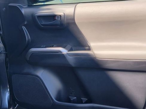 Used 2021 Toyota Tacoma SR5 image 22