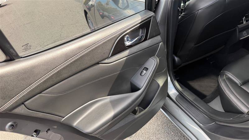 Used 2018 Nissan Maxima 3.5 SL FWD image 19