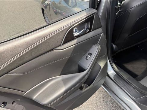 Used 2018 Nissan Maxima 3.5 SL FWD image 19