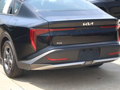 Used 2026 Kia K4 FWD image 6