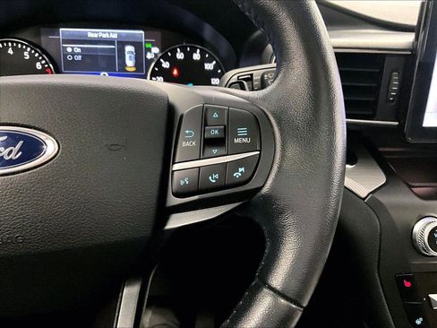 Used 2020 Ford Explorer XLT w/ Equipment Group 202A image 18