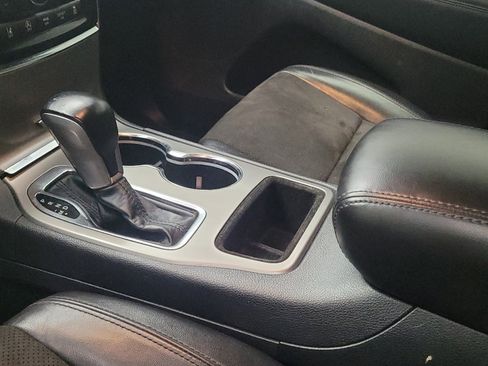 Used 2021 Jeep Grand Cherokee Laredo X AWD/4WD image 26