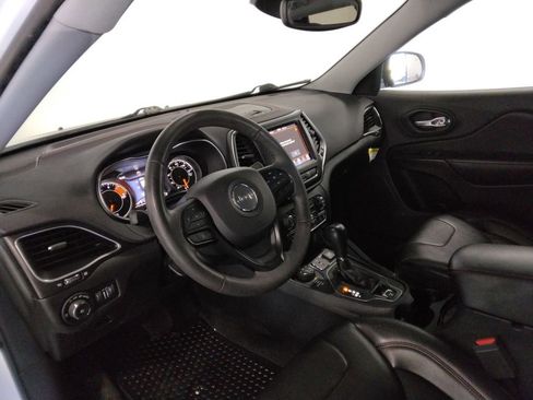 Used 2021 Jeep Cherokee Trailhawk image 36