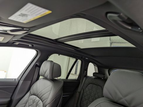New 2026 BMW X5 M60i AWD/4WD image 16