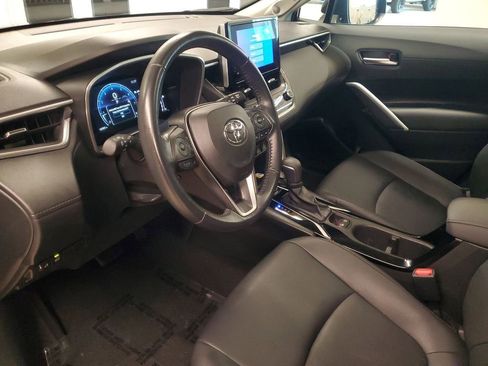 Certified 2023 Toyota Corolla Cross XLE w/ Convenience Package image 17