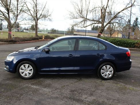 Used 2012 Volkswagen Jetta SE FWD image 7