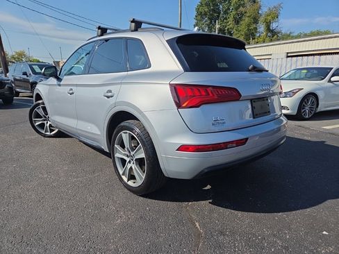 Used 2019 Audi Q5 2.0T Premium Plus w/ Premium Plus Package image 4