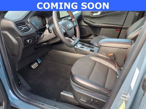 Used 2023 Ford Escape ST-Line w/ Tech Pack #1 AWD/4WD image 10