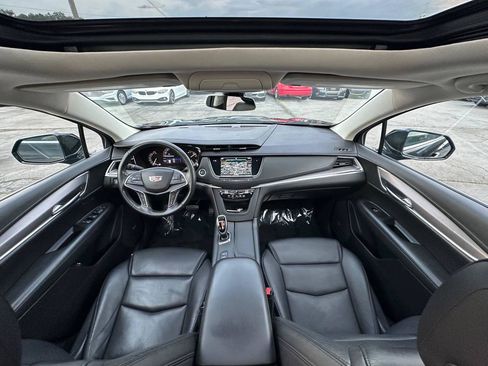Used 2019 Cadillac XT5 Premium Luxury AWD/4WD image 38