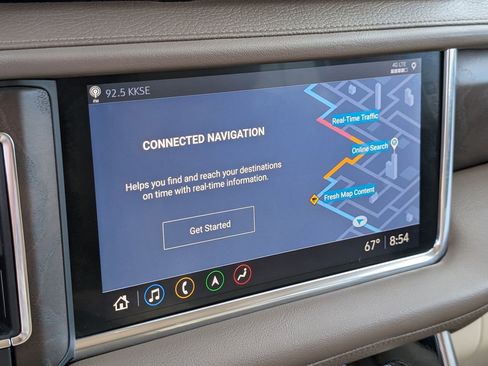 Used 2021 GMC Yukon XL Denali w/ Advanced Technology Package AWD/4WD image 28