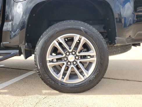 Used 2021 Chevrolet Colorado W/T w/ Custom Special Edition image 7