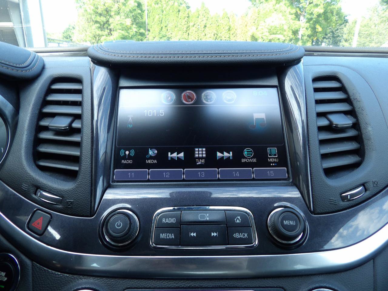 Used 2018 Chevrolet Impala LT FWD image 15