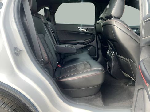 Used 2022 Ford Edge ST-Line w/ Class II Trailer Tow Package AWD/4WD image 38