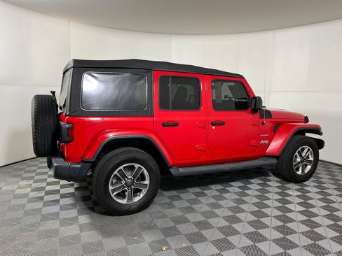 Used 2018 Jeep Wrangler Unlimited Sahara image 19