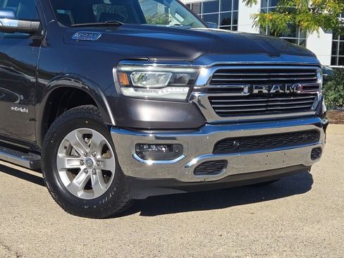 Used 2022 RAM 1500 Laramie AWD/4WD image 2