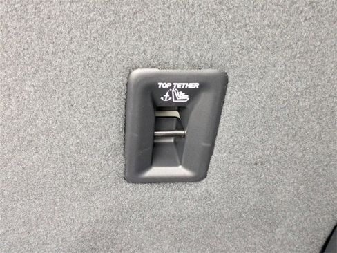 New 2026 Chevrolet Equinox ACTIV w/ Convenience Package III image 30