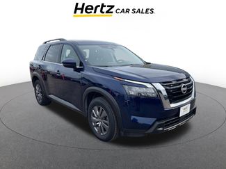 Used 2025 Nissan Pathfinder SV video 1