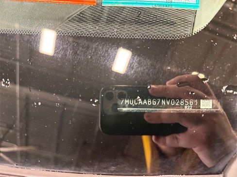 Used 2022 Toyota Corolla Cross LE image 29